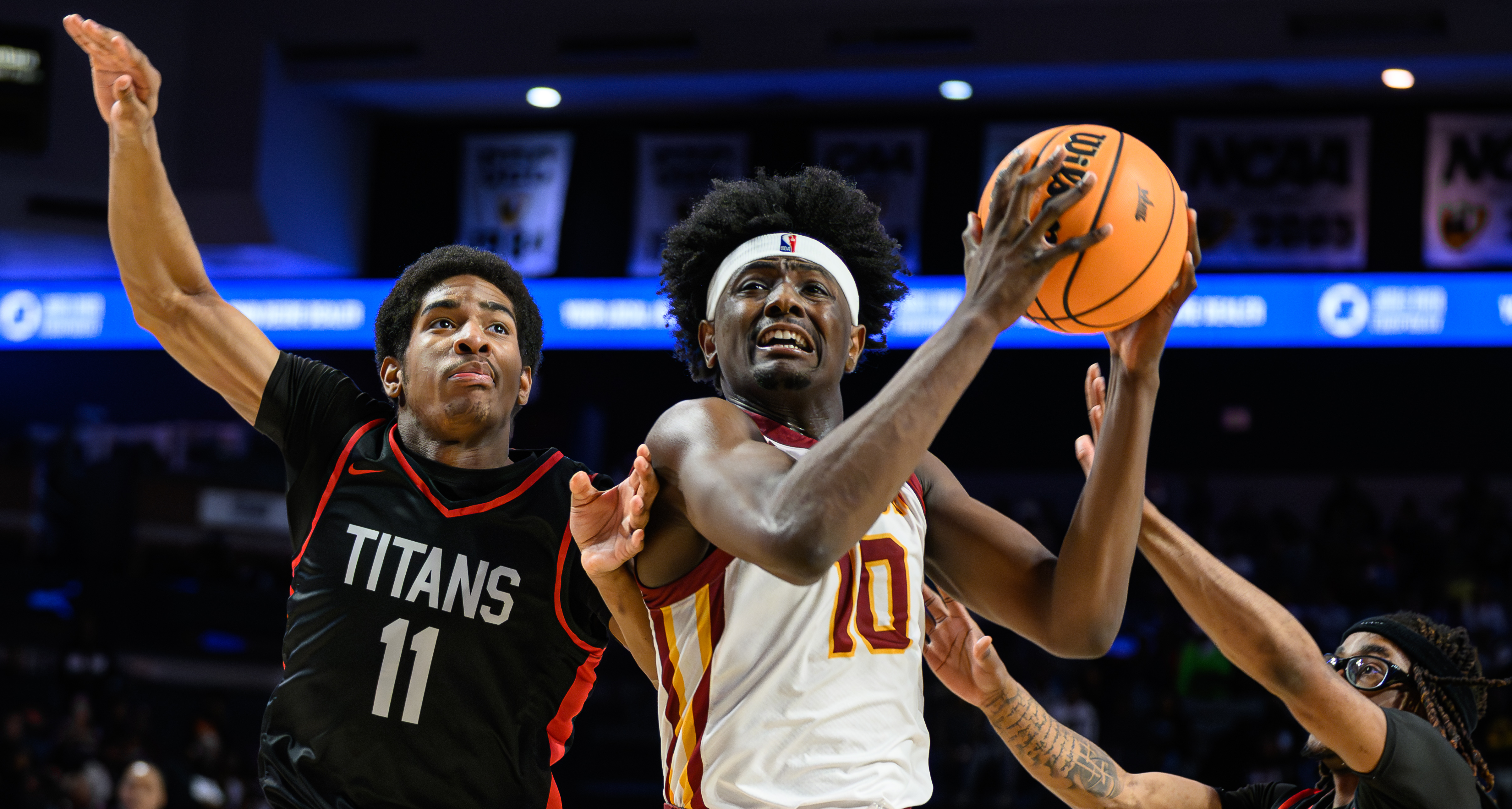 	Petersburg defeats Lake Taylor in the VHSL Class 3 Boys Basketball Championship Game